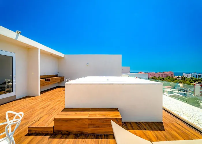 Casa Flor- Quiet, Secure, Serene Cabo Condo, Pool Views!