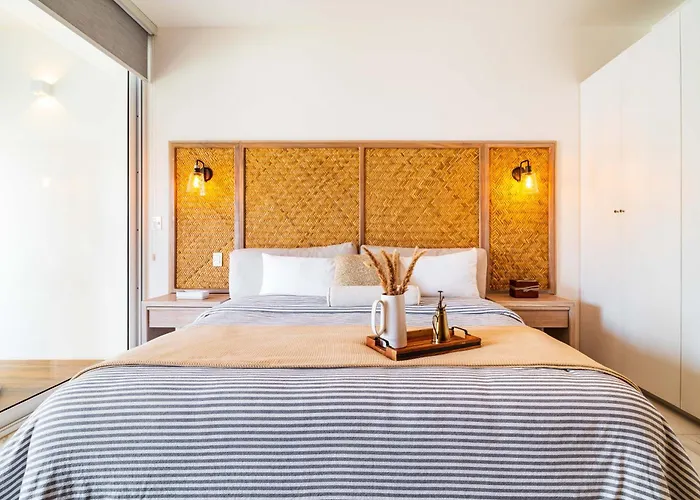 Casa Flor- Quiet, Secure, Serene Cabo Condo, Pool Views! *