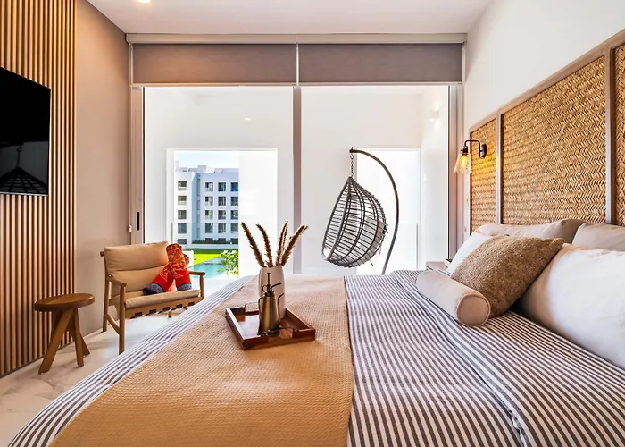 Apartamento Casa Flor- Quiet, Secure, Serene Cabo Condo, Pool Views!